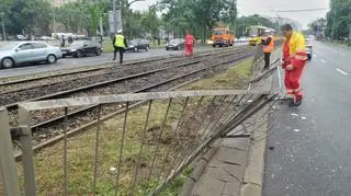 Ciężarówka zablokowała tramwaje