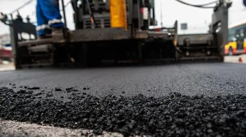 Weekendowe prace przy POW i frezowanie na Białołęce. Będą objazdy i zmiany w komunikacji miejskiej