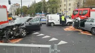 Czołowe zderzenie na al. Niepodległości