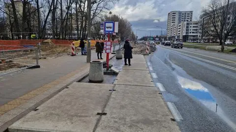 Na przystanku było czuć gaz. Wezwano strażaków