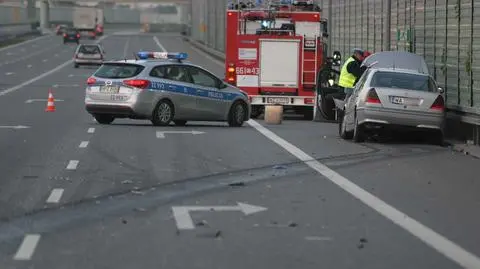 Wypadek na autostradzie A2. Trzy osoby ranne