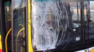 Autobus miejski zderzył się z busem 