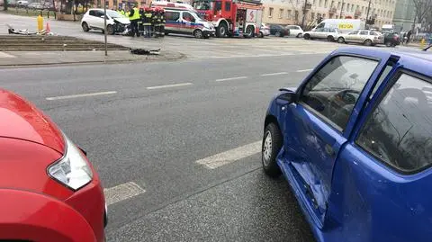 Zderzenie toyoty i fiata na Krasińskiego