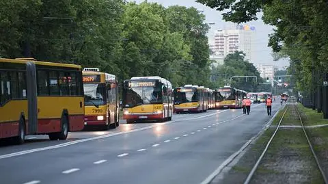 4,5 kilometra autobusów