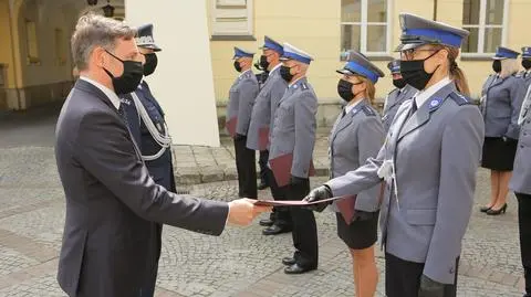 Ratusz nagrodził 73 policjantów. "Ponadprzeciętne wyniki"