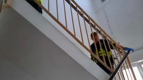 Strażnicy miejscy, kontrola klatki schodowej