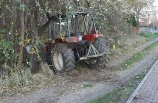 Policjanci zatrzymali nietrzeźwego kierowcę ciągnika