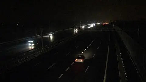 Egipskie ciemności na S79. "Jesteśmy na etapie uruchamiania oświetlenia"
