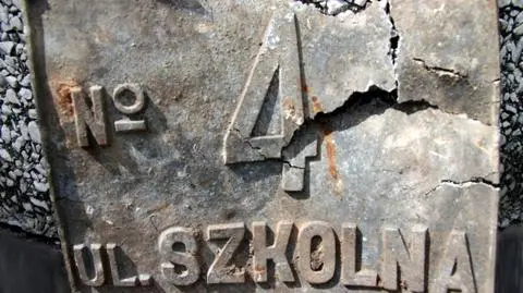 Odkrycie na budowie. Historyczna tabliczka z Białołęki