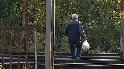 Ursus: Ryzykowna przeprawa przez tory