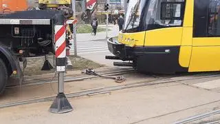 Tramwaj wykoleił się na Chomiczówce 