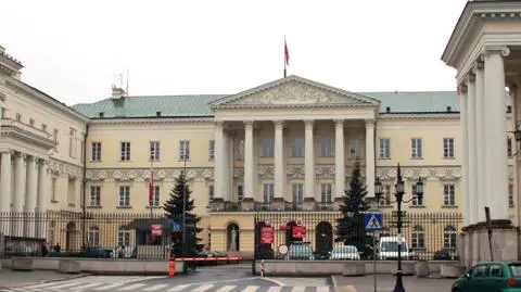 Radny pyta: czy w ratuszu pracują przestępcy?