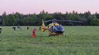 Auto wjechało w grupę kolarzy w miejscowości Przypki