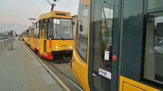 Tramwaje stanęły w Alejach Jerozolimskich 