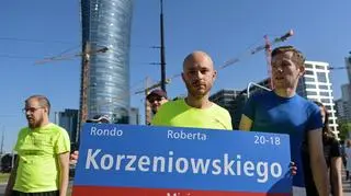 Jan Śpiewak podczas konferencji prasowej