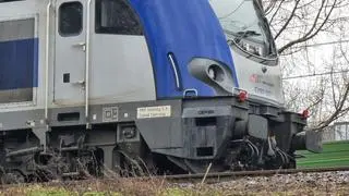 Lokomotywa uderzyła w pociąg Kolei Mazowieckich