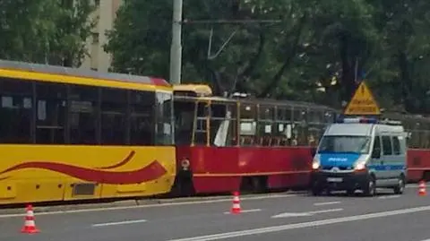 Cztery osoby ranne w zderzeniu "9" z "24"