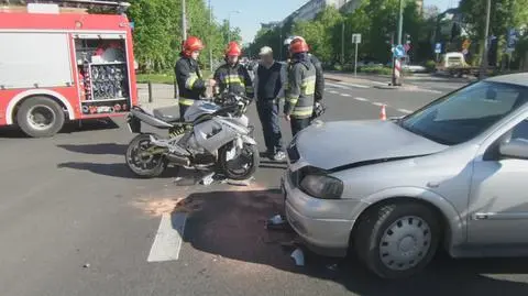 Motocyklistka w szpitalu po zderzeniu z oplem