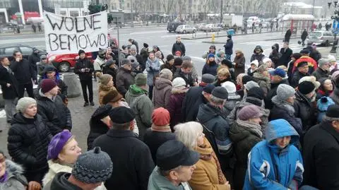 Protest w sprawie "zagrożonych" zajęć. Ratusz: wprowadzono ludzi w błąd