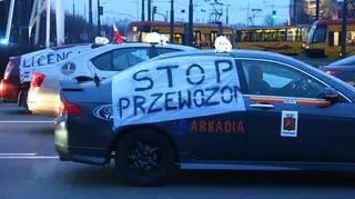 Protest taksówkarzy na rondzie