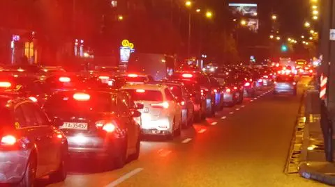 Trudny powrót do domu. Cała Warszawa stała w korku