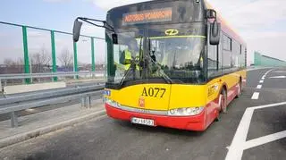 Testy autobusów na nowym moście