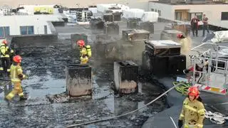 Pożar dachu nowego bloku na Targówku