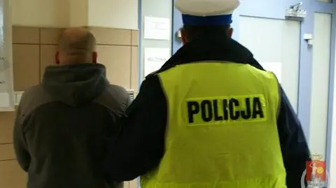 Kierowca tira miał 2,5 promila. "Zawadzał o barierki"