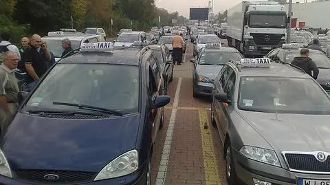 Dzień bez samochodu, ale z protestem taksówkarzy