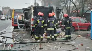 Pożar busa z papierosami