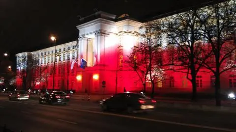 Biało-czerwona Kancelaria Premiera