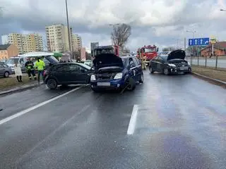 Zderzenie trzech aut na Radzymińskiej