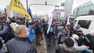 Protest na rondzie Dmowskiego