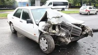 Mercedes wjechał w BMW