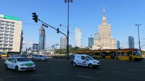 W pobliżu ronda Dmowskiego mają powstać cztery naziemne przejścia dla pieszych