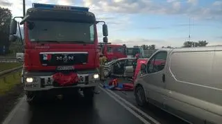 Zderzenie autobusu z samochodem osobowym