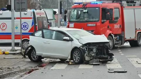 Zderzenie na Modlińskiej. Jedna osoba w szpitalu