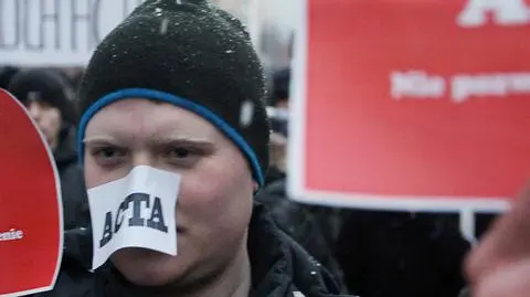 Protest przeciw ACTA przełożony