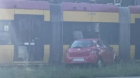 Najpierw potrącenie rowerzysty, później zderzenie z tramwajem 
