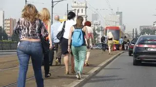 Tramwaje stanęły na moście Poniatowskiego