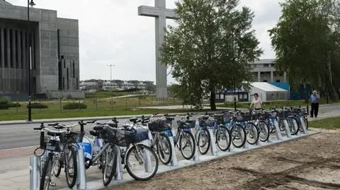 Veturilo także przed Świątynią Opatrzności