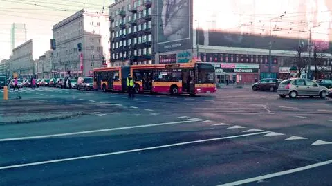 Trzy dni bez świateł przy Feminie. "Jest bałagan"