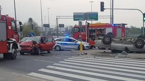 Dachowanie na Marymonckiej. "Kierowca miał 1,7 promila"