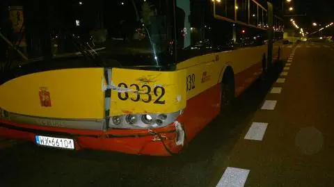 Autobusem w toyotę na Witosa
