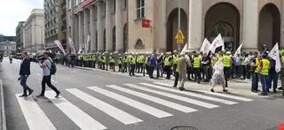 Protest górników i energetyków w centrum Warszawy