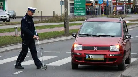 Dwie kobiety potrącone na pasach. "Kierowca nie zauważył"