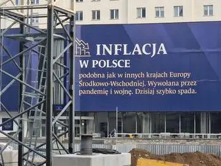 Bilbordy na Narodowym Banku Polskim 
