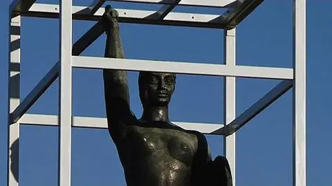 Syrenka za kratami