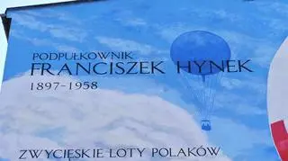 Mural upamiętniający Franciszka Hynka