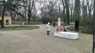 "Ławka niepodległości" w Łazienkach